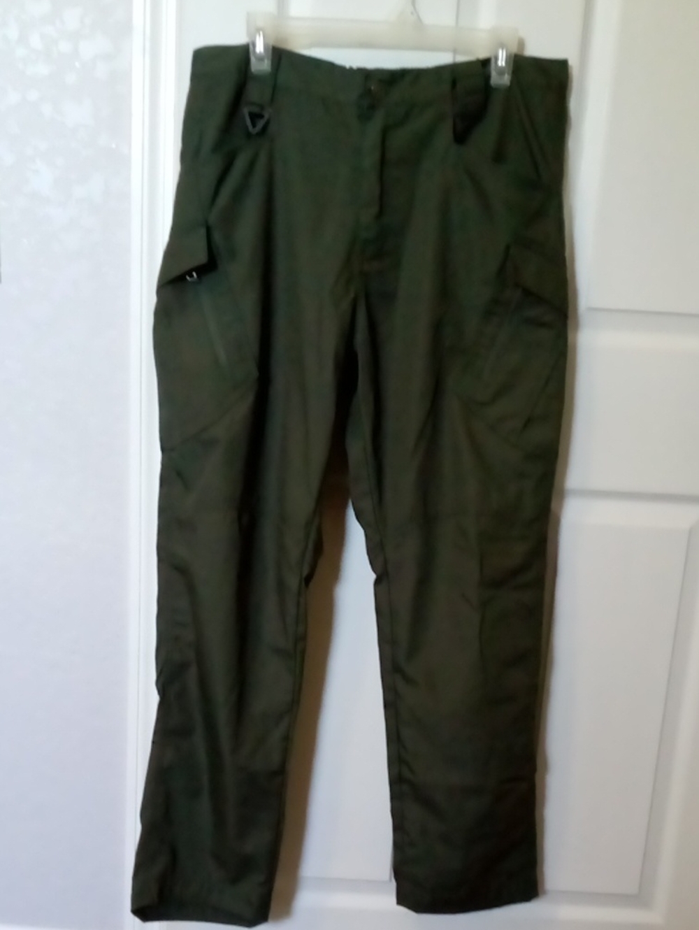 Weatherproof Men's Cargo Pants in Olive